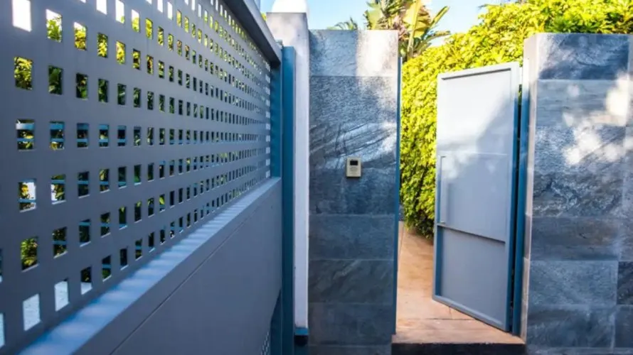 Villa de 4 chambres à Albir, Espagne No. 937 № 27