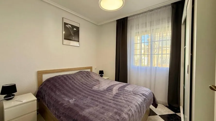Villa de 4 chambres à Playa Flamenca II, Espagne No. 604 № 3