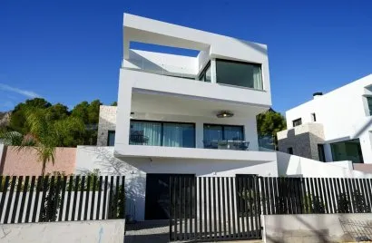 Villa de 3 chambres à Polop, Espagne No. 802