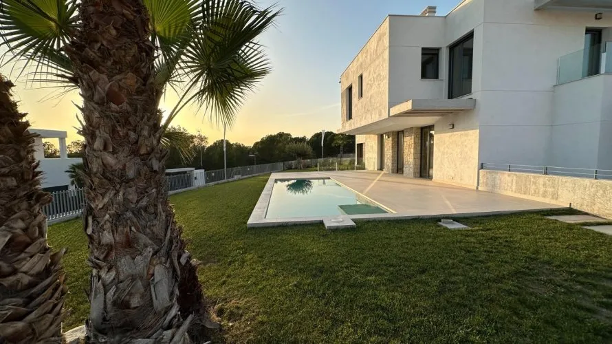 Villa de 3 chambres à Finestrat, Espagne No. 1081 № 7