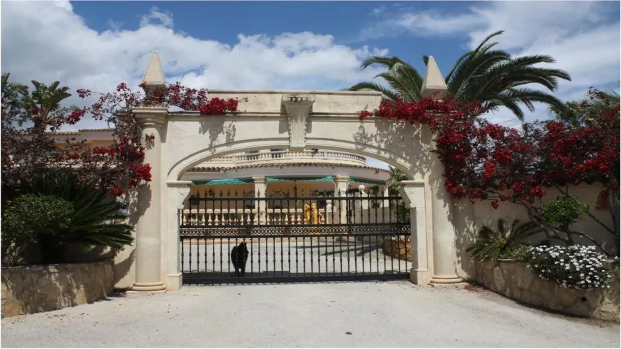 Villa de 5 chambres à L'Alfàs del Pi, Espagne No. 878 № 4