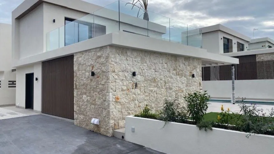 Villa de 3 chambres à Alicante, Espagne No. 932 № 5