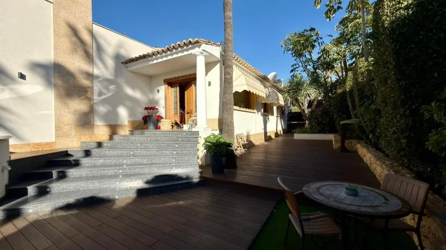 Villa de 6 chambres à Benidorm, Espagne No. 637 № 24