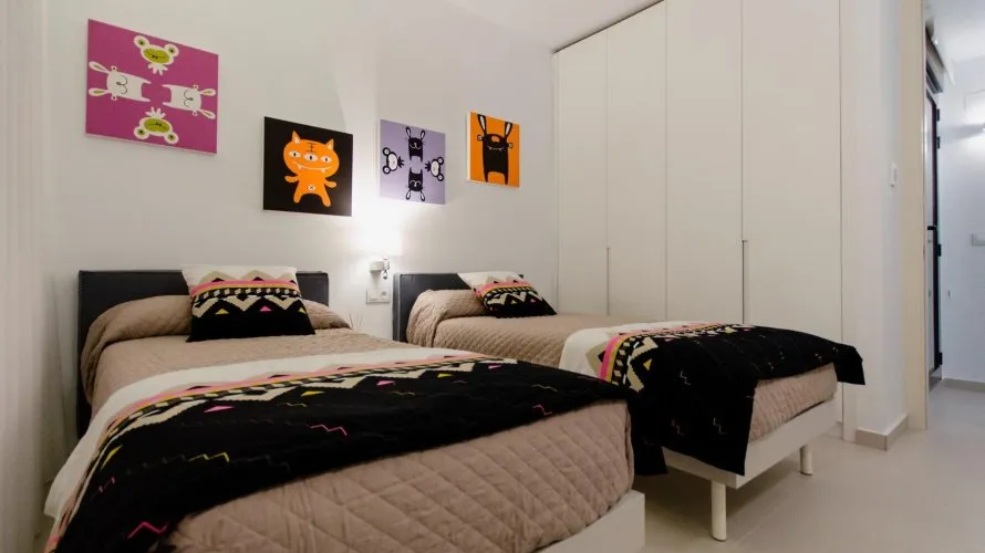 Villa de 4 chambres à Campoamor, Espagne No. 999 № 9
