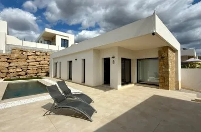 Villa de 3 chambres à Finestrat, Spain No. 1018