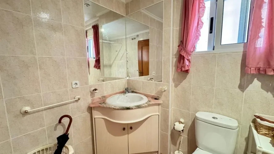 Apartment de 3 chambres à Torrevieja, Espagne No. 1266 № 17