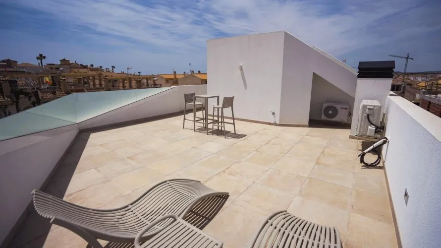 Villa de 3 chambres à La Florida, Espagne No. 955 № 24