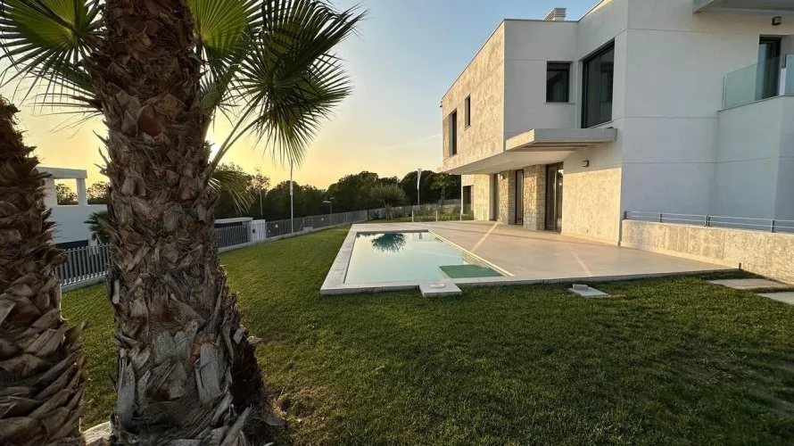 Villa de 4 chambres à Finestrat, Espagne No. 1063 № 6