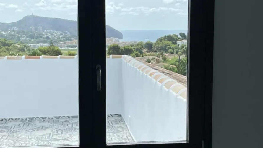 Villa de 4 chambres à Moraira, Espagne No. 1112 № 28