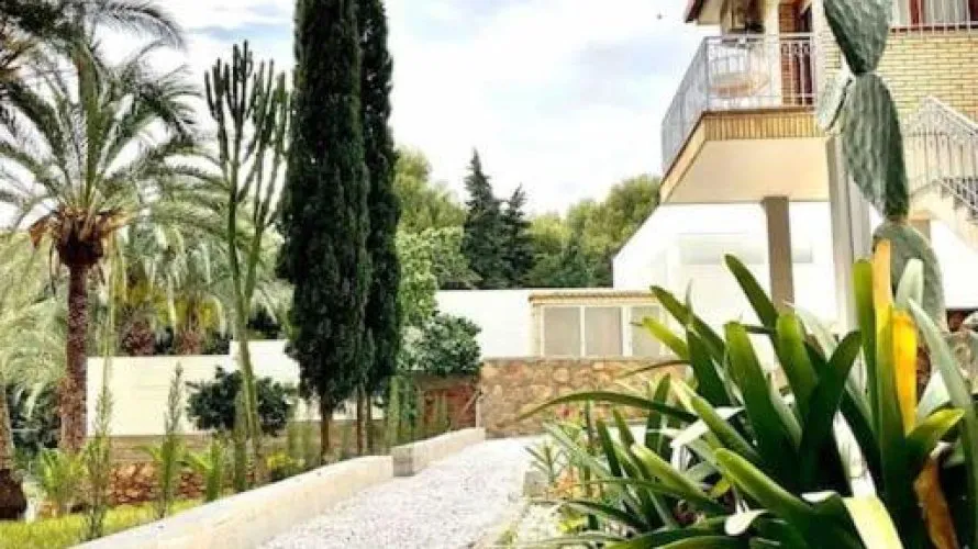 Villa de 4 chambres à Campoamor, Espagne No. 971 № 2