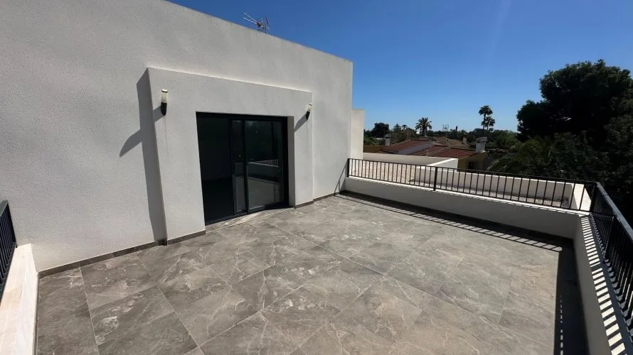 Villa de 5 chambres à San Vicente del Raspeig, Espagne No. 1312