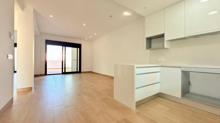 Apartment de 2 chambres à Finestrat, Spain No. 572 № 2