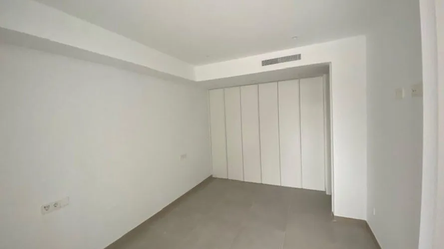 Villa de 3 chambres à Alicante, Espagne No. 932 № 7