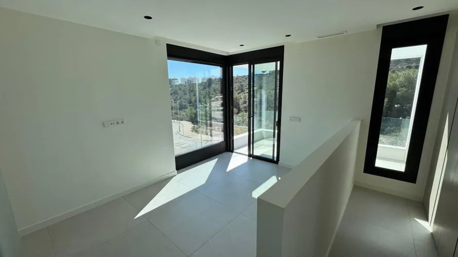 Villa de 3 chambres à Finestrat, Espagne No. 1270 № 16