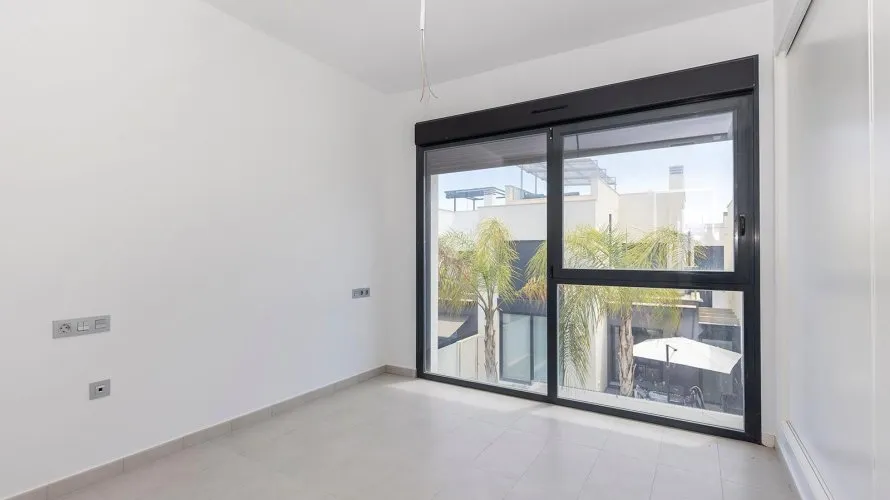 Villa de 3 chambres à La Florida, Espagne No. 1336