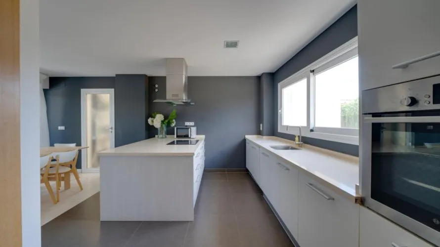 Villa de 4 chambres à Albir, Espagne No. 937 № 3