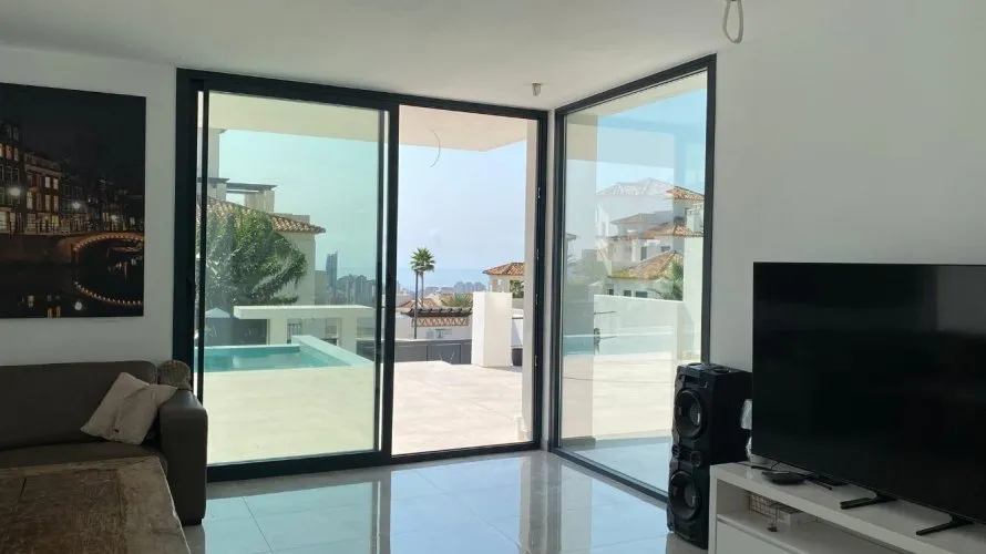 Villa de 6 chambres à Finestrat, Espagne No. 1171 № 19