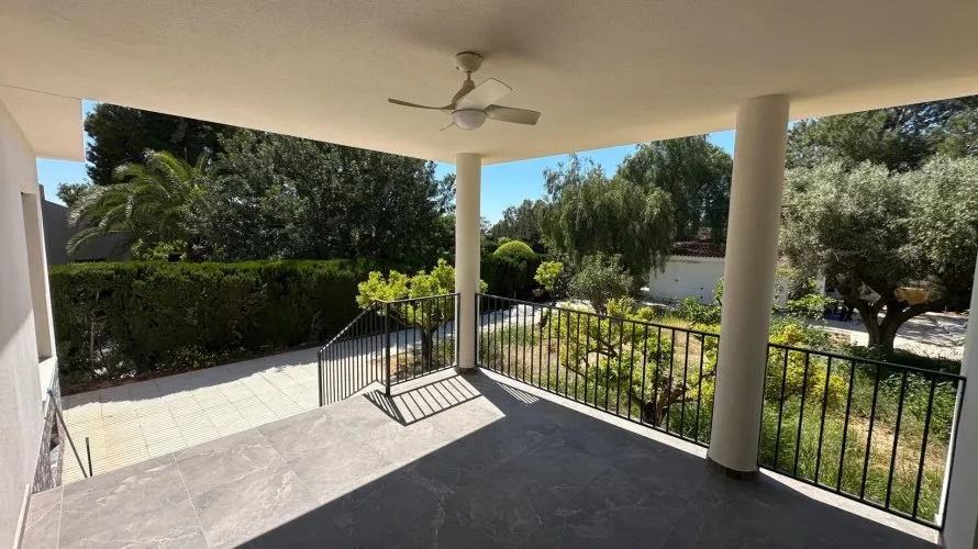 Villa de 5 chambres à San Vicente del Raspeig, Espagne No. 1312 № 12