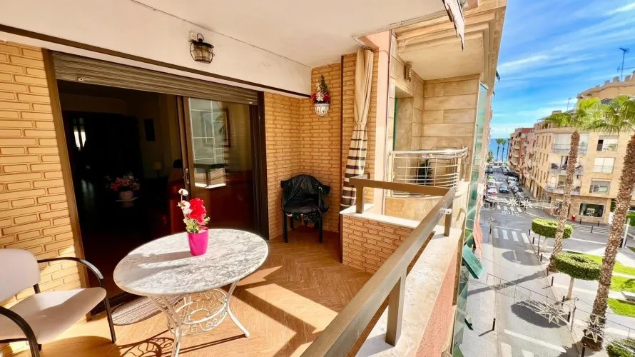Apartment de 3 chambres à Torrevieja, Espagne No. 593 № 6