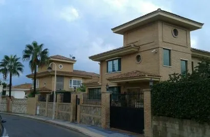 Villa de 480m² à Benidorm, Spain No. 1036