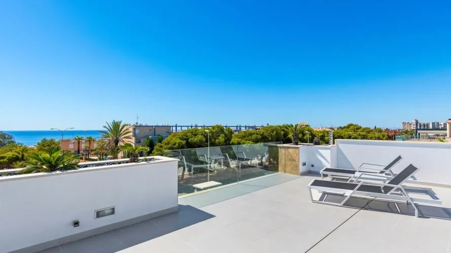 Villa de 4 chambres à Campoamor, Spain No. 1041 № 9
