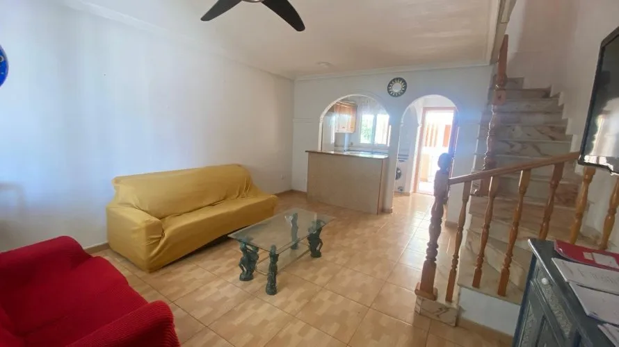 House de 3 chambres à Torrevieja, Espagne No. 1330 № 24