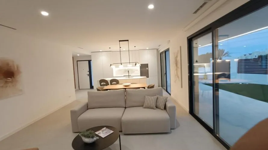 Villa de 3 chambres à Ciudad Quesada, Espagne No. 569 № 5