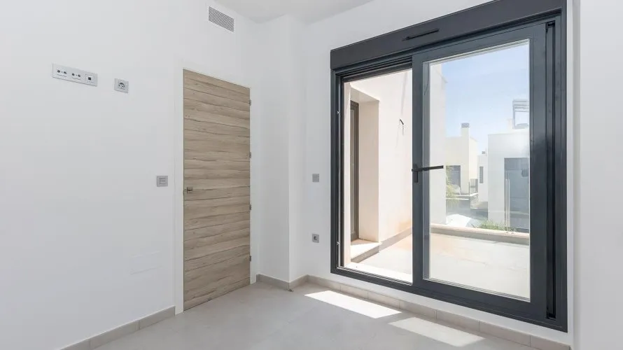 Villa de 3 chambres à La Florida, Espagne No. 1336 № 16