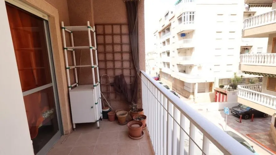 Apartment de 3 chambres à Torrevieja, Espagne No. 1585