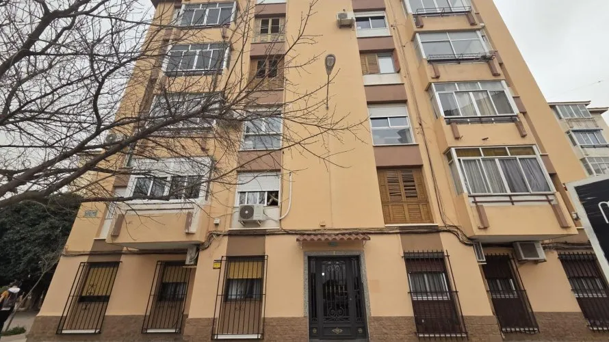 Apartment de 2 chambres à Alicante, Espagne No. 1596 № 2