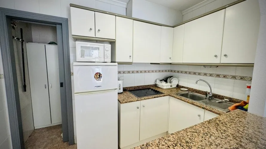 Apartment de 1 chambre à Torrevieja, Espagne No. 1605 № 9