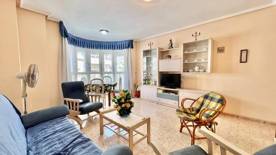 Apartment de 2 chambres à Torrevieja, Espagne No. 1586 № 20