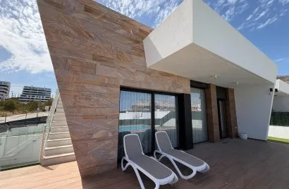 House de 324m² à Finestrat, Espagne No. 1495
