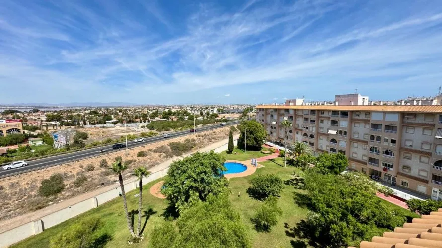 Penthouse de 2 chambres à Torrevieja, Espagne No. 1550 № 4