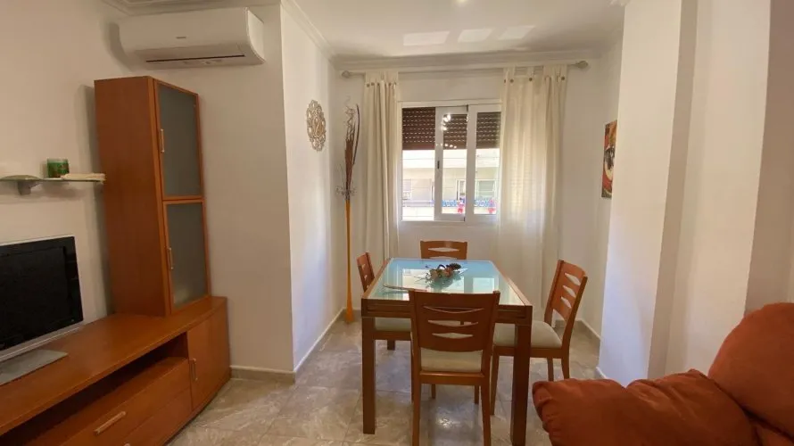 Apartment de 2 chambres à Torrevieja, Espagne No. 1563 № 15