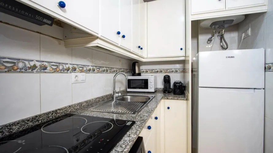 Apartment de 1 chambre à Torrevieja, Espagne No. 1609 № 2