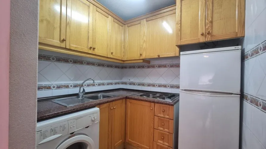 Apartment de 2 chambres à Torrevieja, Espagne No. 1543 № 5