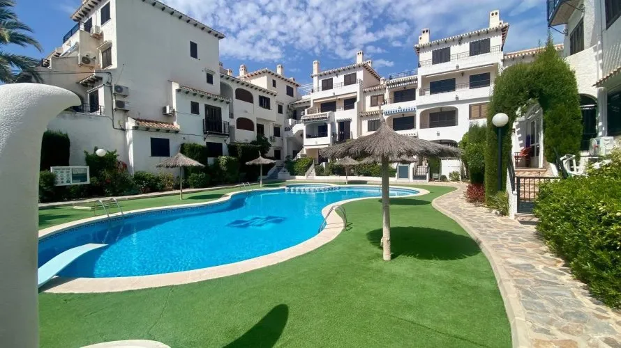 Apartment de 2 chambres à Cabo Roig, Espagne No. 1467 № 8