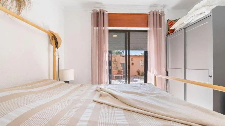 Bungalow de 1 chambre à Torrevieja, Espagne No. 1590 № 4