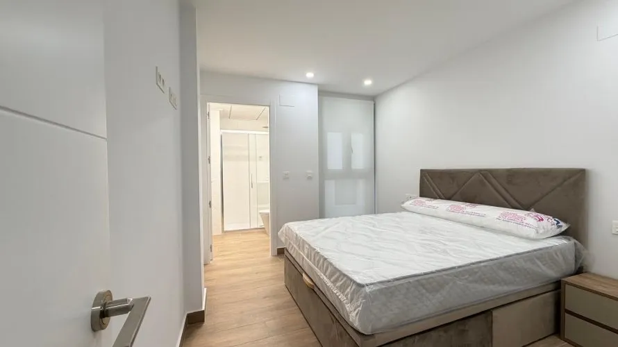 Apartment de 2 chambres à Torrevieja, Espagne No. 1533 № 2