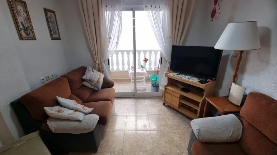 Apartment de 2 chambres à Torrevieja, Espagne No. 1558 № 2