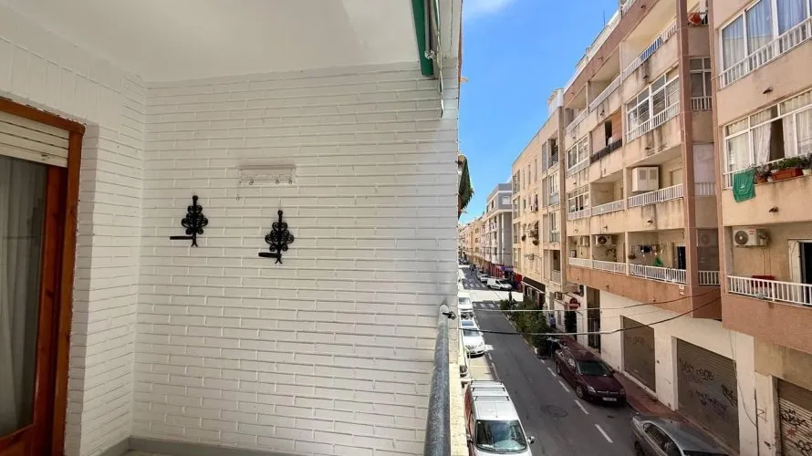 Apartment de 2 chambres à Torrevieja, Espagne No. 1589 № 12
