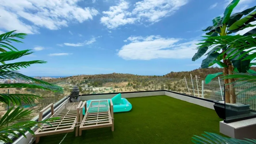 Penthouse de 2 chambres à Finestrat, Espagne No. 1491 № 1