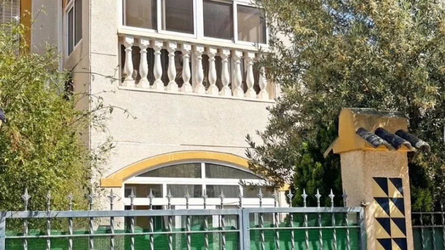 House de 72m² à Guardamar del Segura, Espagne No. 1600 № 1