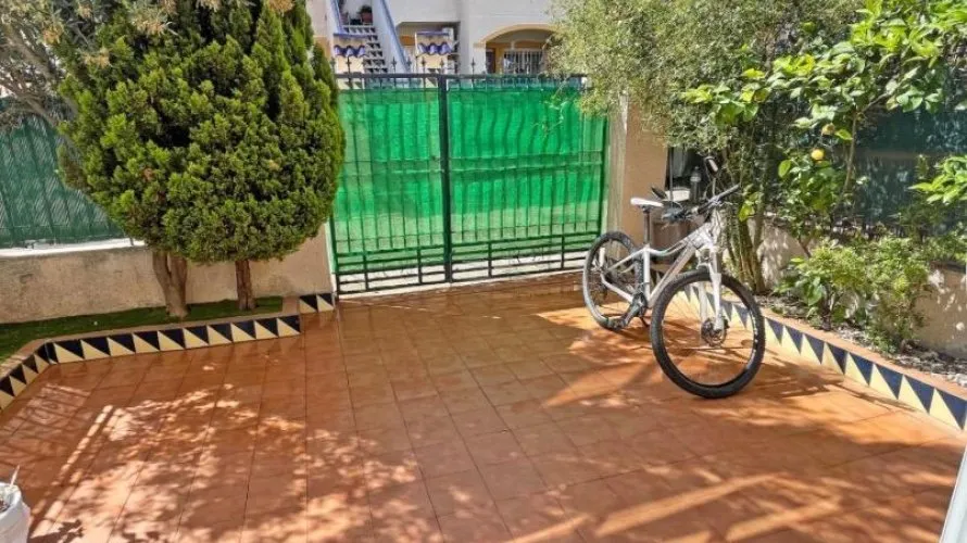House de 72m² à Guardamar del Segura, Espagne No. 1600 № 4