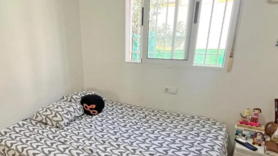 House de 72m² à Guardamar del Segura, Espagne No. 1600 № 11
