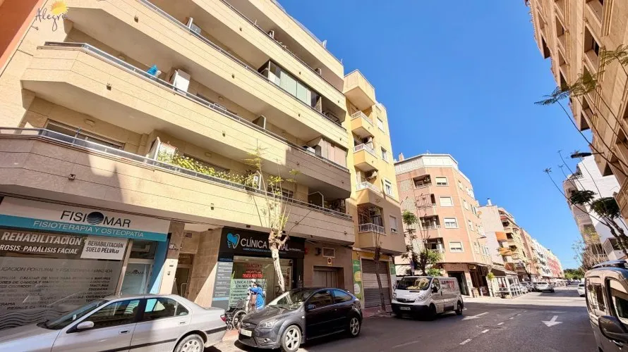 Apartment de 1 chambre à Torrevieja, Espagne No. 1593