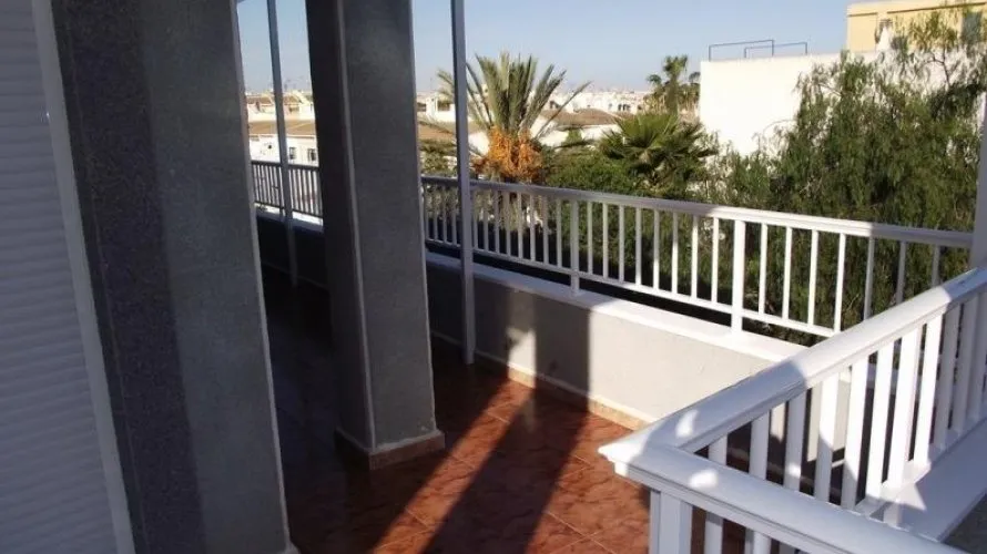 Apartment de 2 chambres à Torrevieja, Espagne No. 1644 № 7