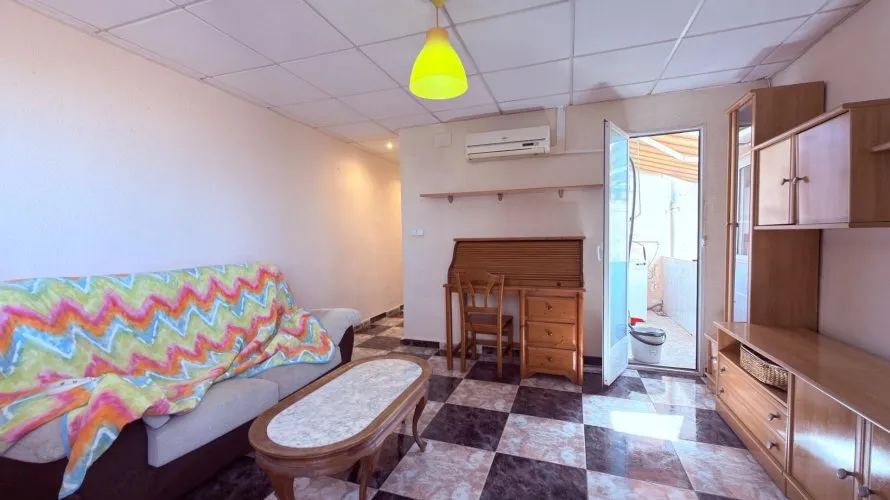 Apartment de 2 chambres à Alicante, Espagne No. 1677 № 4