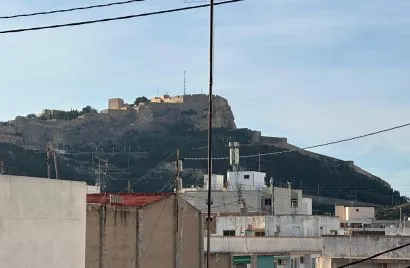 Penthouse de 88m² à Alicante, Espagne No. 1693